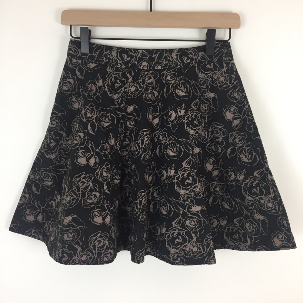 Hinge Black Floral Mini Skirt